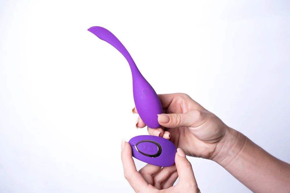 Syrene Remote Control Luxury USB Bullet Vibrator Purple