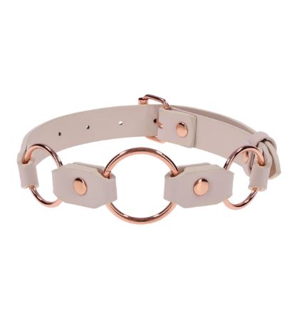Peaches N Creame Ring Day Collar