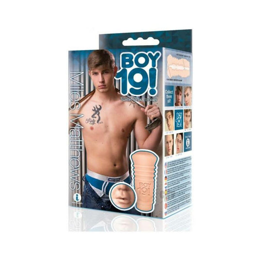 Boy 19! Teen Twink Stroker Miles Matthews