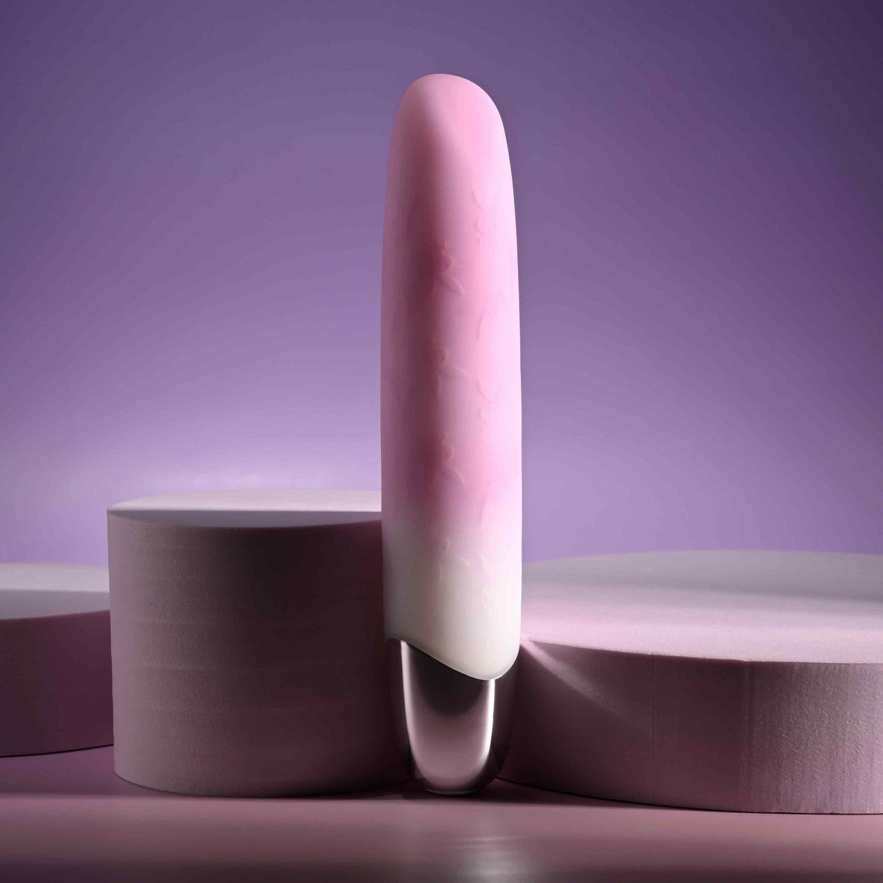 Playboy Bunnies On Parade Rechargeable Pink