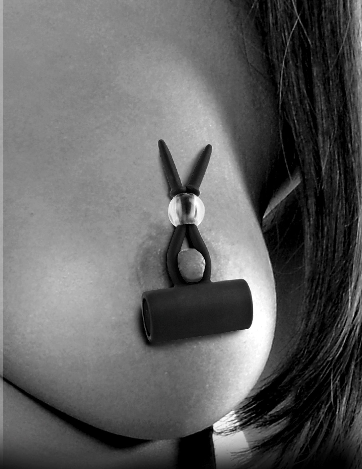 Fetish Fantasy Limited Edition - Vibrating Silicone Nipple Lassos