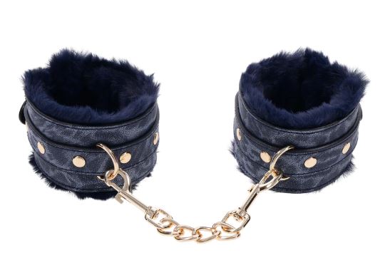Sportsheets Sex & Mischief Cougar Fur Handcuffs
