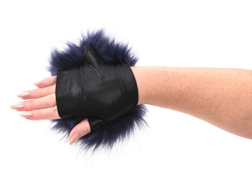 Sportsheets Sex & Mischief Cougar Spiked Sensory Glove