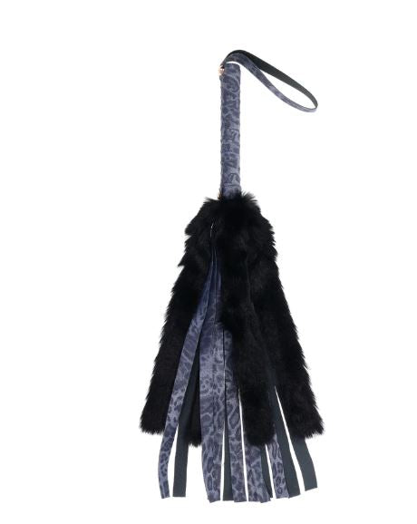 Sportsheets Sex & Mischief Cougar Faux Fur Flogger